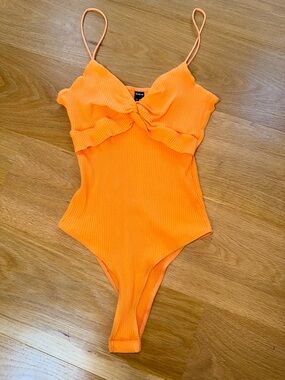 SHEIN Orange Ribbed Spaghetti Strap Bodysuit with Ruffle Trim